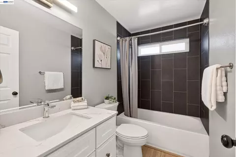295 Iris Rd, Hercules, CA 94547 photo 22