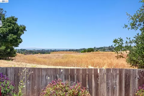 295 Iris Rd, Hercules, CA 94547 photo 31