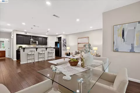 4366 Fitzwilliam St, Dublin, CA 94568 photo 5