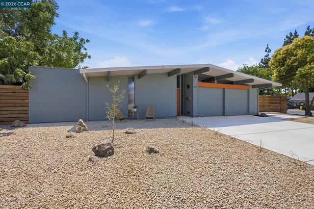 3998 Salem St, Concord, CA 94521