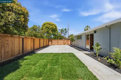 Exterior - 3998 Salem St, Concord, CA 94521 photo 8 of 13