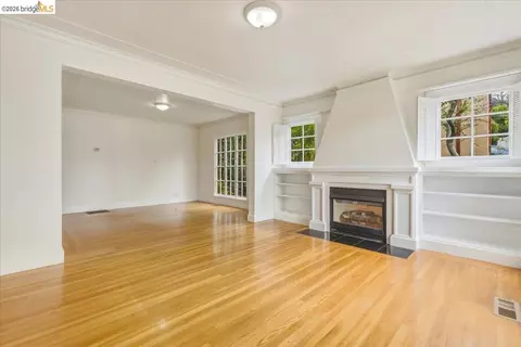 Living - 2403 Cedar St, Berkeley, CA 94708 photo 3 of 6