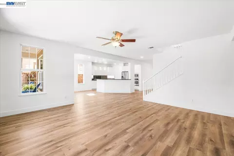 Living - 1461 Biarritz St, Tracy, CA 95304 photo 5 of 6