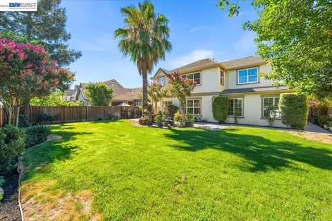Exterior - 1461 Biarritz St, Tracy, CA 95304 photo 10 of 13