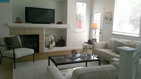 Living - 104 Johnson Ln, Martinez, CA 94553 photo 7 of 11