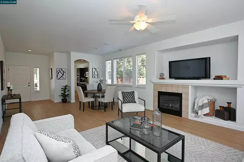 Living - 104 Johnson Ln, Martinez, CA 94553 photo 3 of 11