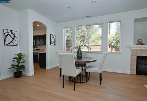 Dining - 104 Johnson Ln, Martinez, CA 94553 photo 1 of 3