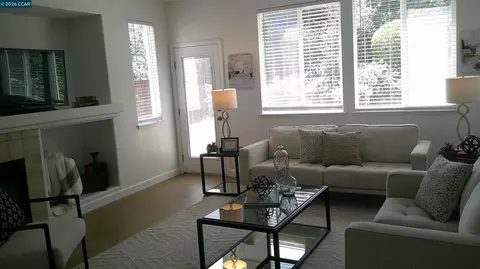 Living - 104 Johnson Ln, Martinez, CA 94553 photo 6 of 11