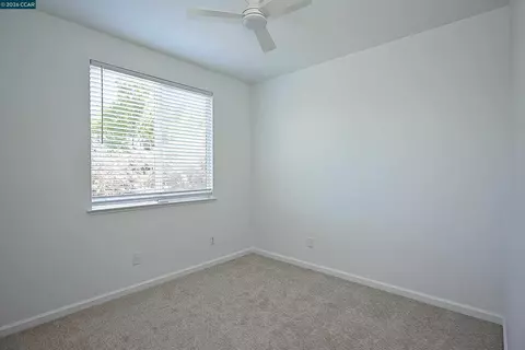 Bedroom - 104 Johnson Ln, Martinez, CA 94553 photo 9 of 10