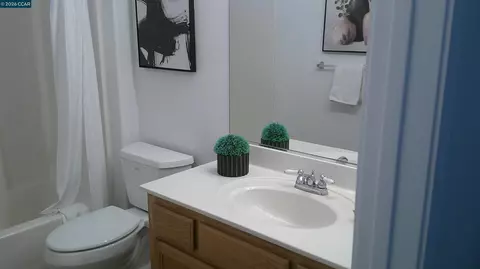 Bath - 104 Johnson Ln, Martinez, CA 94553 photo 7 of 11