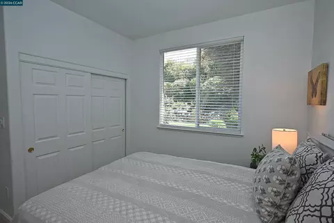 Bedroom - 104 Johnson Ln, Martinez, CA 94553 photo 10 of 10