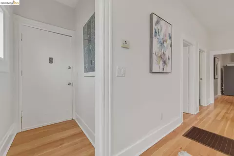 Entry Way - 1324 Burnett St, Berkeley, CA 94702 photo 2 of 2