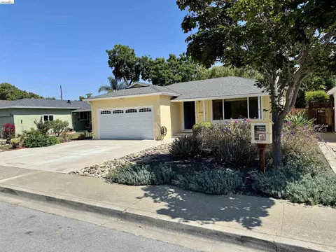 Exterior - 312 Walker Dr, Mountain View, CA 94043 photo 17 of 20