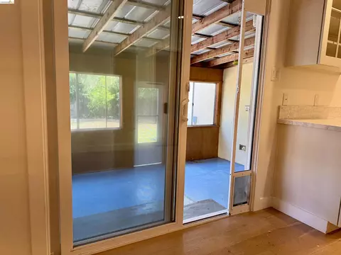 Exterior - 312 Walker Dr, Mountain View, CA 94043 photo 3 of 20