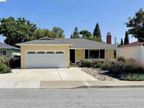 312 Walker Dr, Mountain View, CA 94043