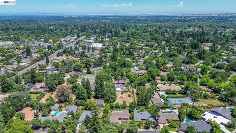 View/Area - 1600 Copenhagen Way, Carmichael, CA 95608 photo 3 of 3