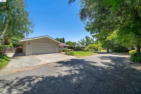 Exterior - 1600 Copenhagen Way, Carmichael, CA 95608 photo 1 of 15