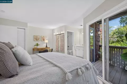 Bedroom - 911 Dewing Ave, Lafayette, CA 94549 photo 5 of 8
