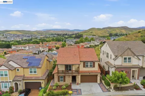3871 Highpointe Ct, Dublin, CA 94568