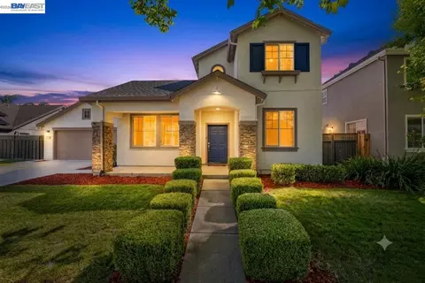 Exterior - 3009 Perry Ln, Tracy, CA 95377 photo 13 of 16
