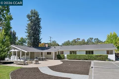 Exterior - 3435 Black Hawk Rd, Lafayette, CA 94549 photo 6 of 8