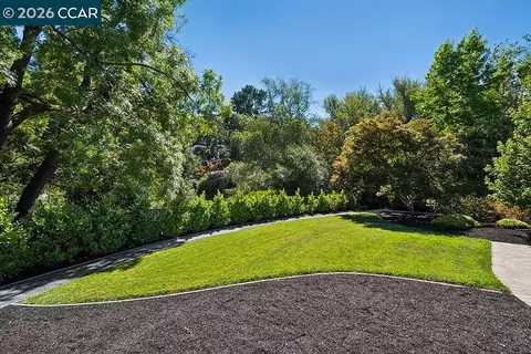 Exterior - 3435 Black Hawk Rd, Lafayette, CA 94549 photo 7 of 8