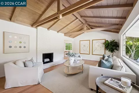 Living - 3435 Black Hawk Rd, Lafayette, CA 94549 photo 2 of 4
