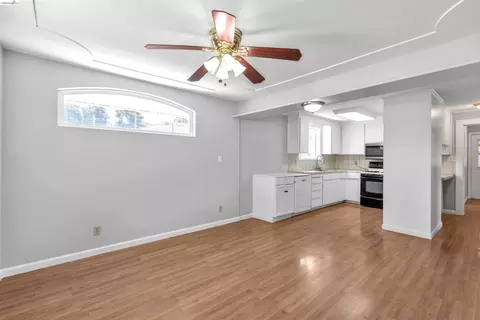 Living - 36863 Elm St, Newark, CA 94560 photo 2 of 4