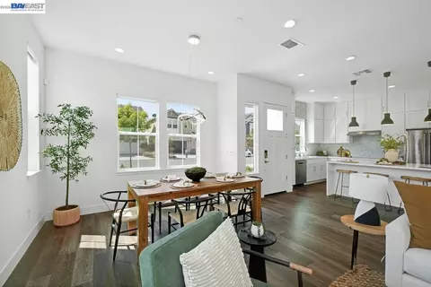 Dining - 8315 Bluff Way, Newark, CA 94560 photo 1 of 2