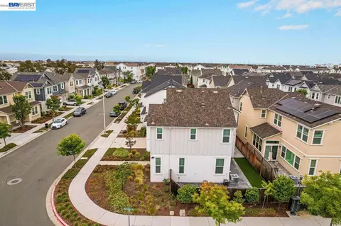 View/Area - 8315 Bluff Way, Newark, CA 94560 photo 1 of 3