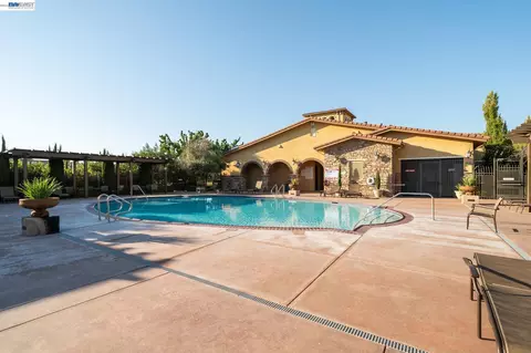 4763 Perugia St, Dublin, CA 94568 photo 37