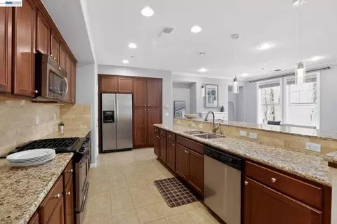 4763 Perugia St, Dublin, CA 94568 photo 11