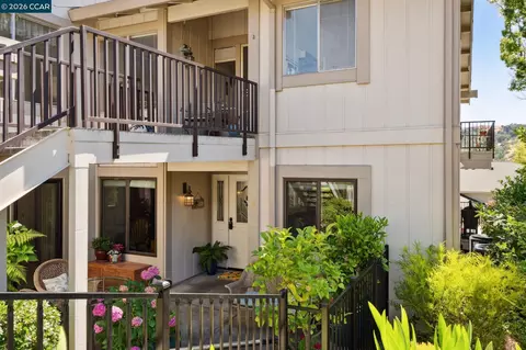 1985 Cactus Ct #4, Walnut Creek, CA 94595