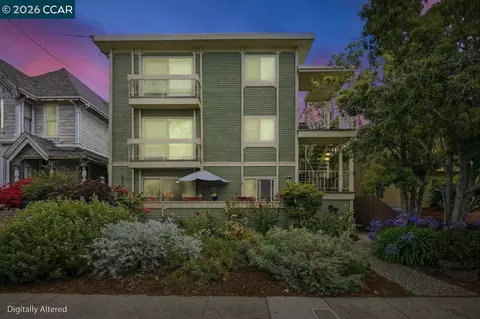 Exterior - 2115 Central #5, Alameda, CA 94501 photo 2 of 4