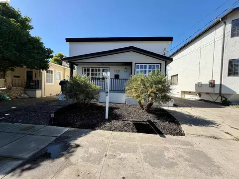 1327 Ward St, Berkeley, CA 94702