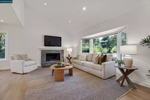 857 Orange Blossom Way, Danville, CA 94526