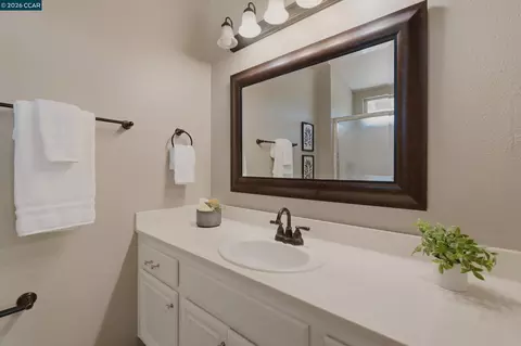 862 Foothill Dr, Windsor, CA 95492 photo 21