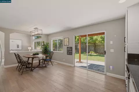 862 Foothill Dr, Windsor, CA 95492 photo 10
