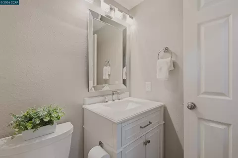862 Foothill Dr, Windsor, CA 95492 photo 16