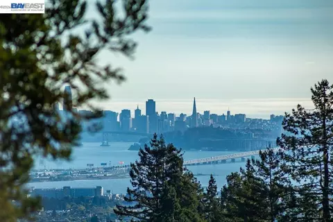 1302 Westview Dr, Berkeley, CA 94705