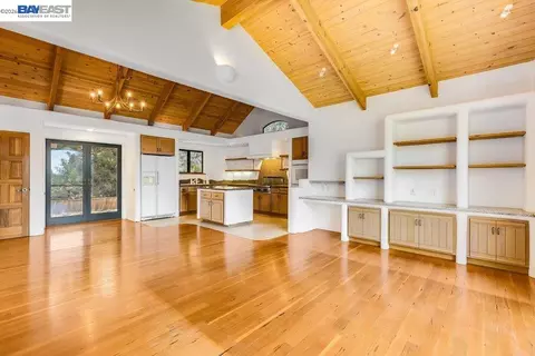 Living - 1302 Westview Dr, Berkeley, CA 94705 photo 2 of 11