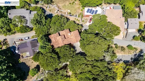 View/Area - 1302 Westview Dr, Berkeley, CA 94705 photo 6 of 15