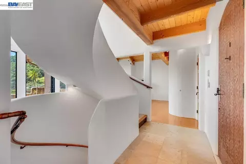 Entry Way - 1302 Westview Dr, Berkeley, CA 94705 photo 4 of 18