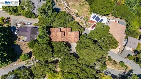View/Area - 1302 Westview Dr, Berkeley, CA 94705 photo 7 of 15