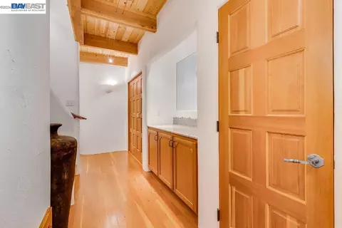 Entry Way - 1302 Westview Dr, Berkeley, CA 94705 photo 14 of 18