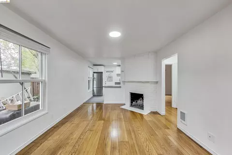 1207 University Ave, Berkeley, CA 94702 photo 9