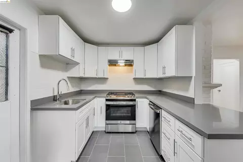 1207 University Ave, Berkeley, CA 94702 photo 26