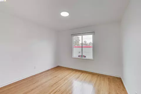 1207 University Ave, Berkeley, CA 94702 photo 35