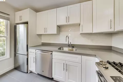 1207 University Ave, Berkeley, CA 94702 photo 32