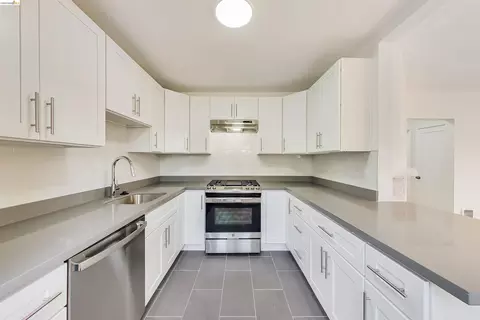 1207 University Ave, Berkeley, CA 94702 photo 27